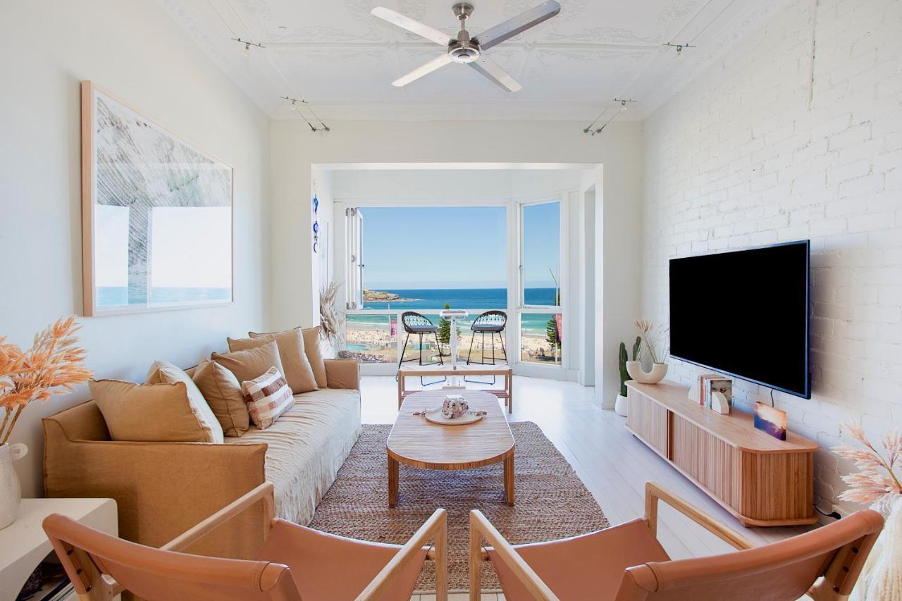 Majestic Beachfront Apartment